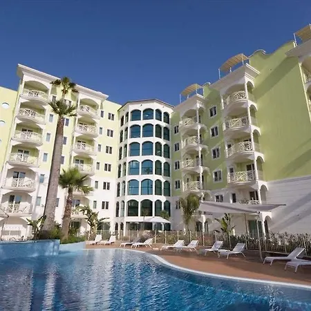 Smeraldo & Hotel 4*