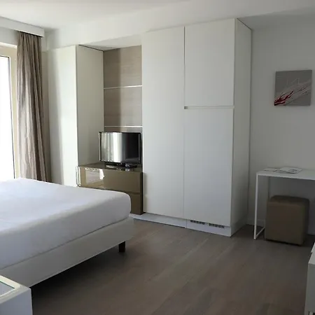 Hotel Smeraldo & San Benedetto del Tronto