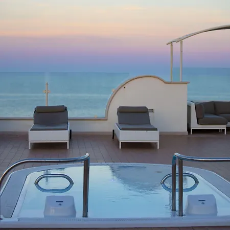 Hotel Smeraldo & San Benedetto del Tronto
