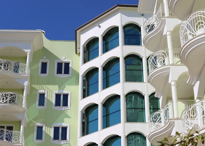 Hotel Smeraldo & San Benedetto del Tronto